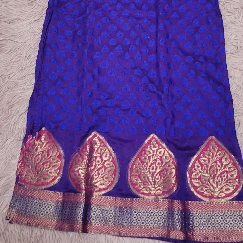 Kurti - Picture 2 of 2